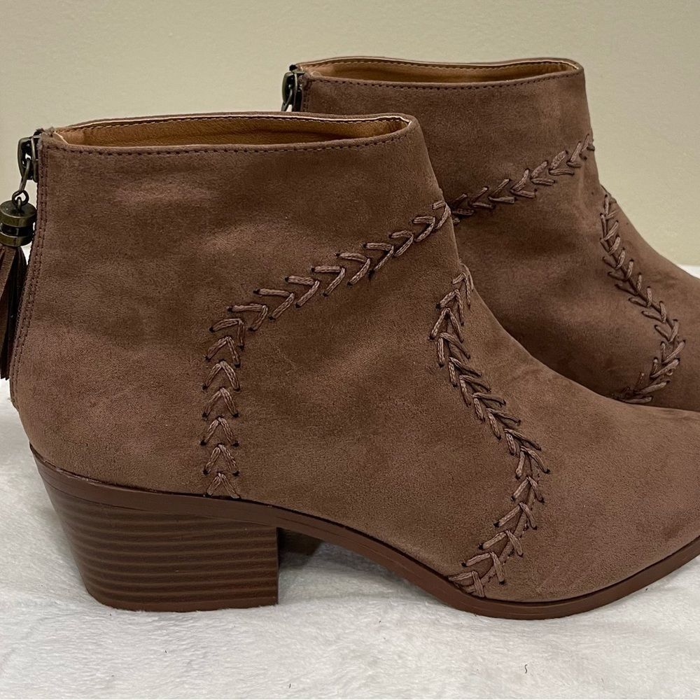 đ
șNWOTâQupidâBack ZipperâBoots - Picture 1 of 7
